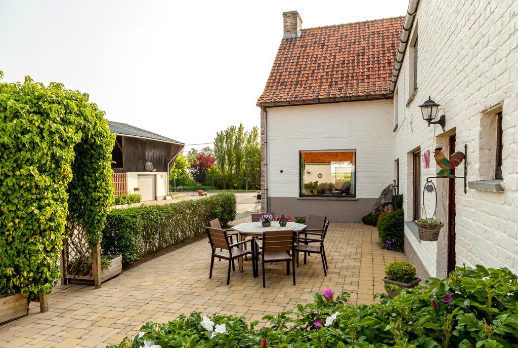 B&B Het Polderhof Jabbeke  Luaran gambar